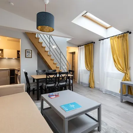 Bright 2bd Loft In Old Apartment Riga
