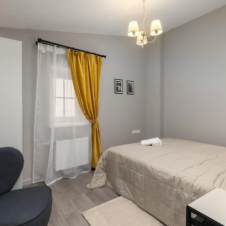 Bright 2bd Loft In Old